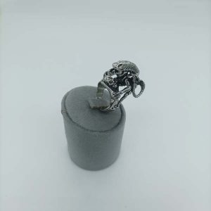 انگشتر گنگ نقره‌ای طرح اژدها