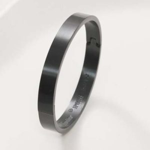 دستبند کارتیه لاو استیل مدل گرد مشکی ساده