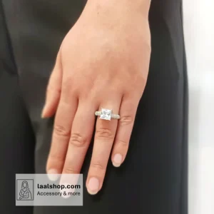 انگشتر استیل نقره ای رنگ ثابت طرح تک مربع شفاف