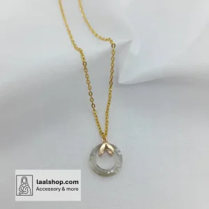 گردنبند فشن طلایی زنجیر رنگ ثابت پلاک حلقه شیشه‌ای دودی